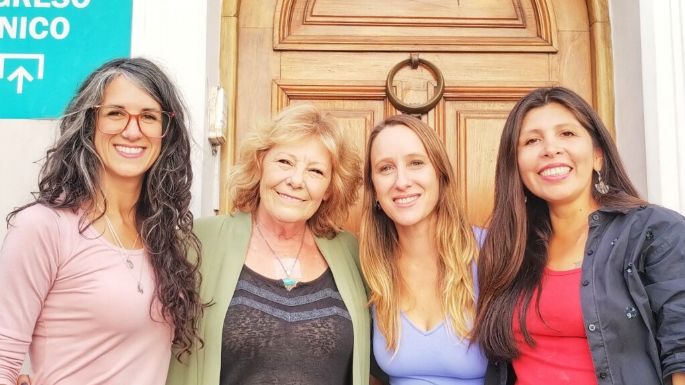 Luciana Echevarría encabezará la lista del Frente de Izquierda Unidad