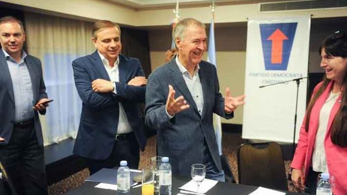 La Democracia Cristiana invitó a Schiaretti para ser precandidato a presidente
