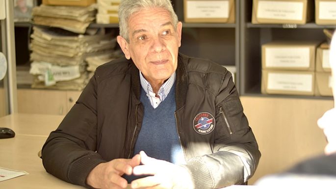 “Buscarle la vuelta a  la soledad de la casa”
