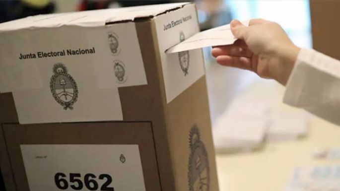Mayo electoral en ocho provincias