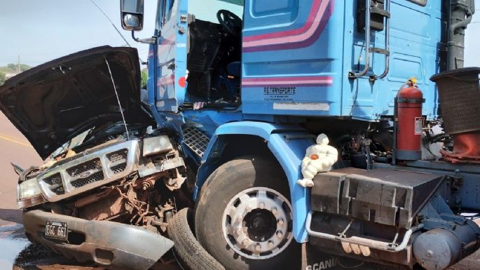 Un motociclista traumatizado al chocar contra un caballo