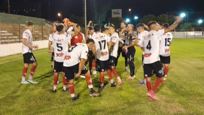 Goleó Alumni y está en semis