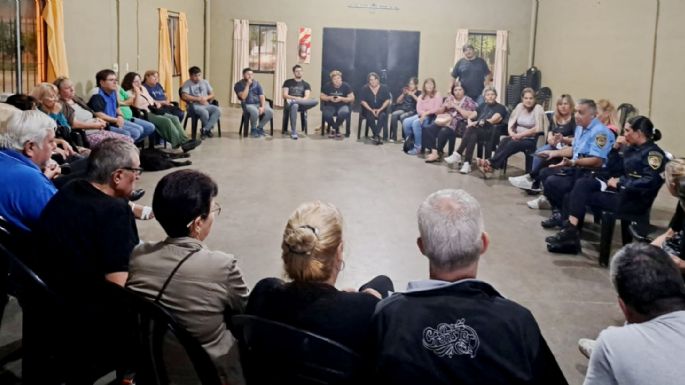 Recibieron a la Policía