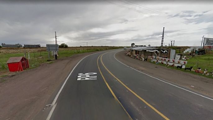 Piden luces en el cruce