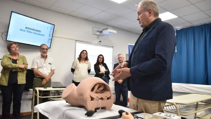 Se inauguró un aula taller para las carreras de Salud de la UNVM