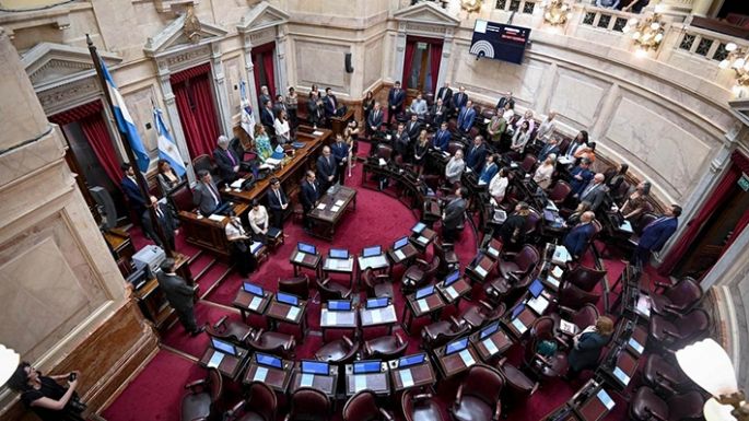 Oficialismo y oposición intentarán volver a sesionar  el jueves en el Senado con un temario en común