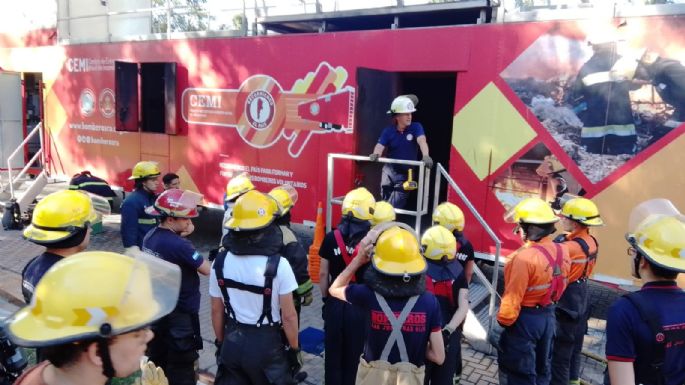 Bomberos se siguen capacitando