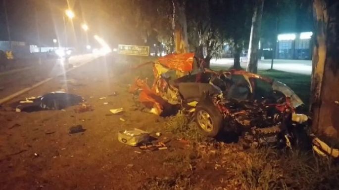 Falleció un automovilista al chocar de frente contra un camión
