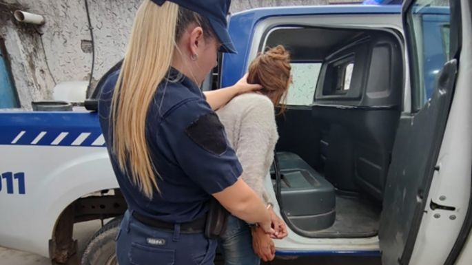 Dos mujeres y tres hombres fueron detenidos por robo