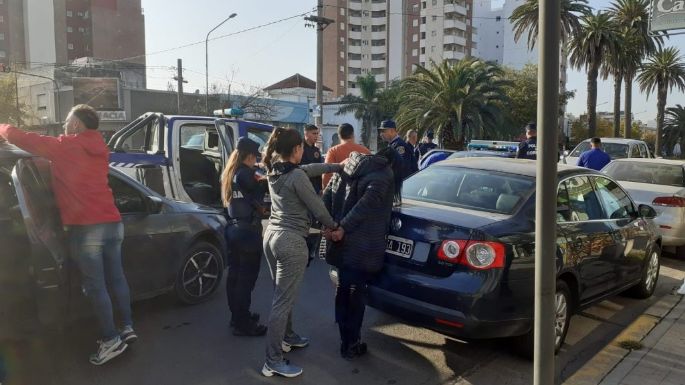 Un operativo policial sobre Alvear causó sorpresa entre los automovilistas