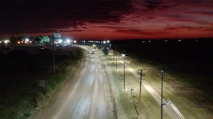 La prolongación Sabattini ya cuenta con 28 nuevas columnas de alumbrado led