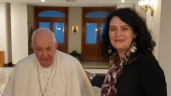 Peressutti con el Papa: "Le insistimos para que viaje a la Argentina"