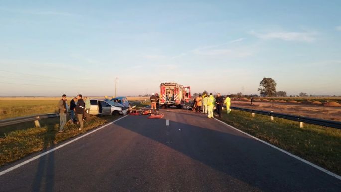 Un hombre murió y dos resultaron heridos tras un choque frontal