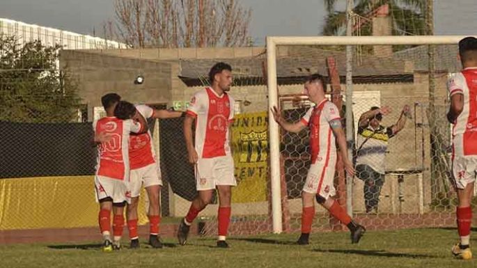 Ticino se quedó con los invictos