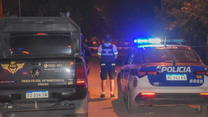 Dos detenidos tras hallar drogas en el interior de un vehículo