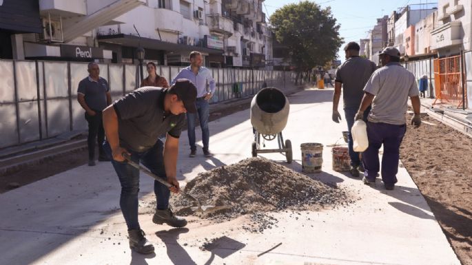 Avanza la obra en el centro sobre calle Corrientes y la Peatonal