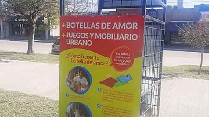 Entregaron más “Botellas de Amor”