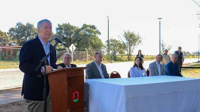 Ya pavimentaron los primeros 20 kilómetros