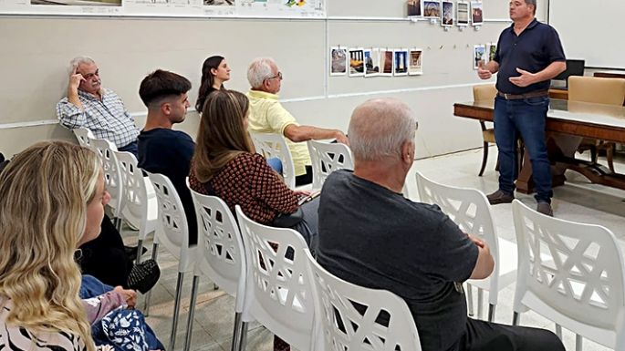 Presentaron programa de padrinazgo