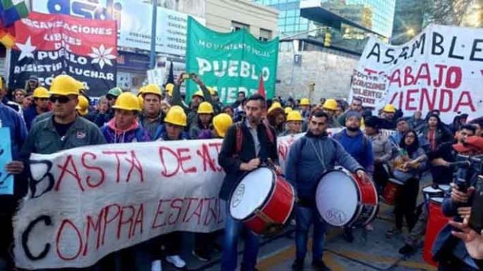 Miles pasaron por Córdoba y acampe en Plaza de Mayo