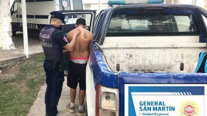 Uno fue condenado por un robo y otro por llevar cocaína a la cárcel