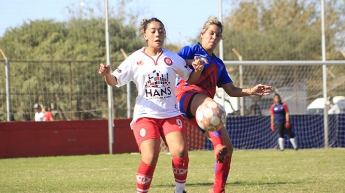 Chocan las de arriba