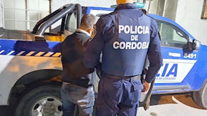 Quería irse del “telo” sin pagar