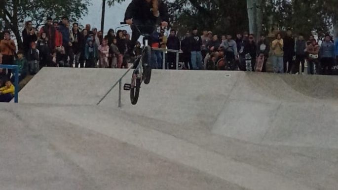 El Skate Park fue inaugurado con demostraciones extremas