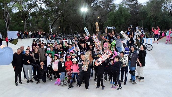 El Skate Park quedó inaugurado  en el Parque y jóvenes lo colmaron