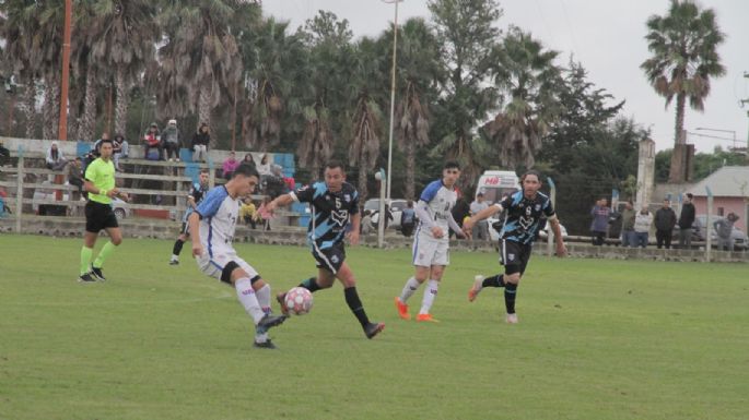 Los Zorros dio el golpe en el inicio de octavos de final