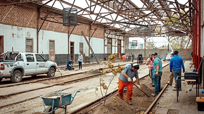 Refaccionan el galpón de máquinas