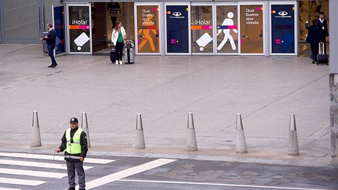 Una amenaza de bomba activó el operativo de seguridad en Ezeiza