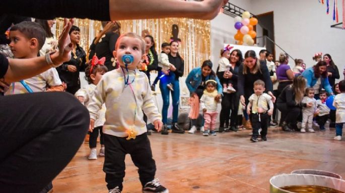 El jardín maternal Sabattini celebró 59 años con una fiesta a puro color y música