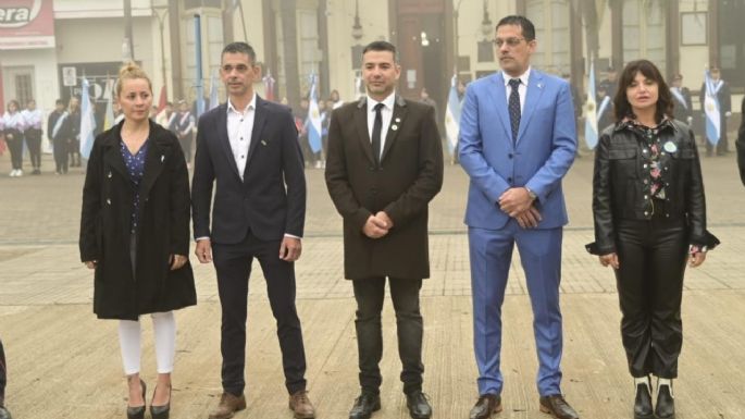 El desfile se suspendió, pero esta mañana se realizó el acto protocolar en Villa Nueva