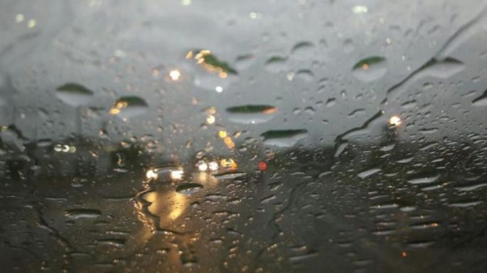 Continúa vigente una alerta naranja por tormentas