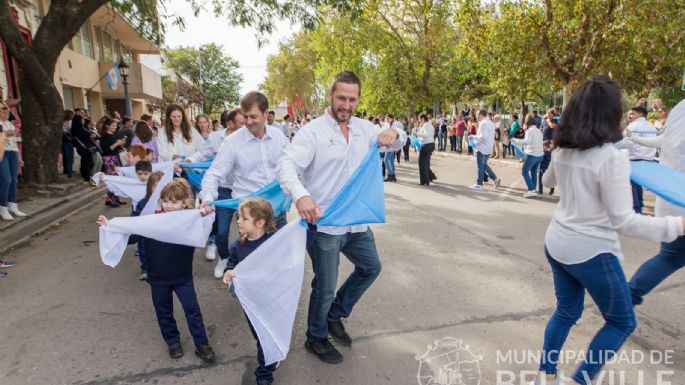 Todos bailaron el pericón