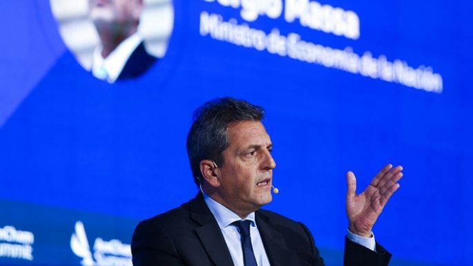 El ministro Massa parte hoy a China