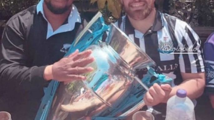 Eduardo "Lolo" Bello, campeón en Inglaterra