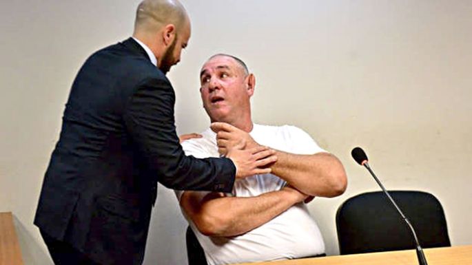 Prisión condicional para la Mole Moli