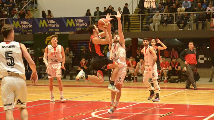 Ameghino perdió tras una remontada heroica, en un Salón repleto