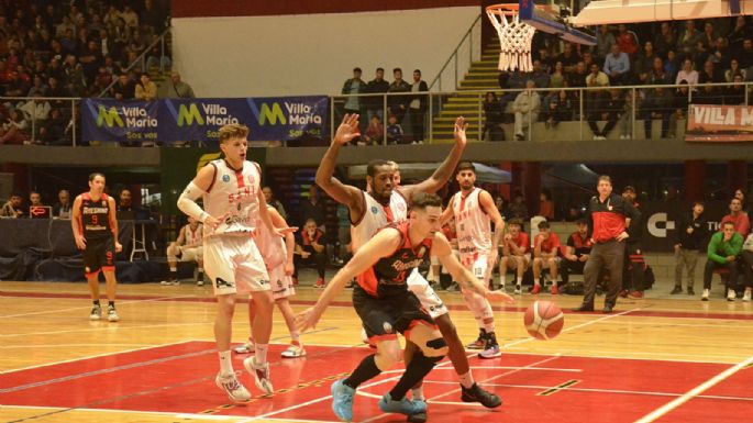 Ameghino perdió tras una remontada heroica, en un Salón repleto