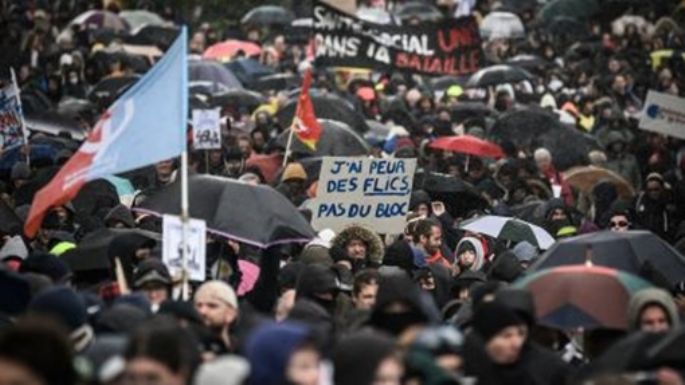 Nueva protesta de los sindicatos contra Macron