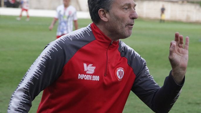 Alumni ahora pone la cabeza en el “bi”