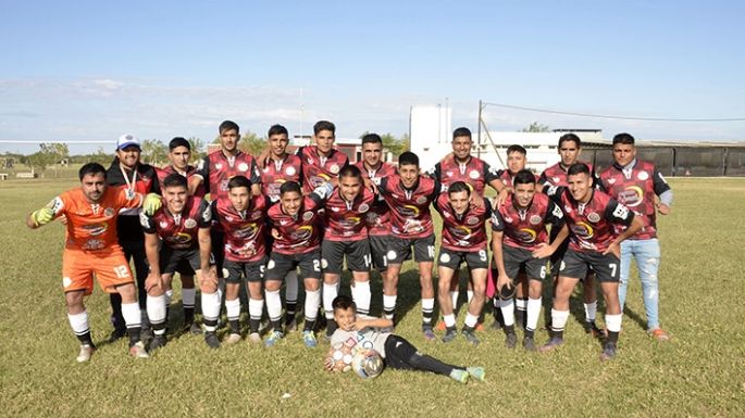 Una Maxi goleada para ser puntero