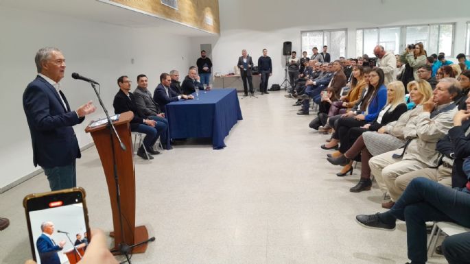 [Vídeos] El gobernador inauguró la nueva escuela PROA de la UTN