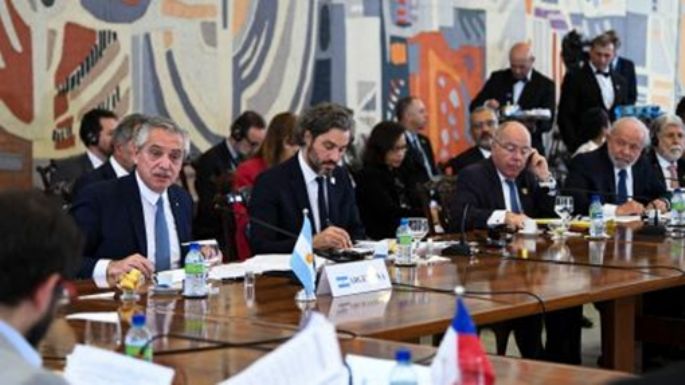 Alberto Fernández apeló a la unidad sudamericana en la cumbre de Brasil