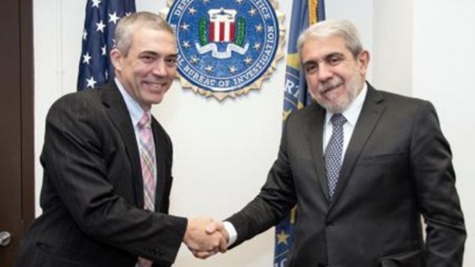 Aníbal Fernández firmó un acuerdo con el FBI sobre delitos complejos