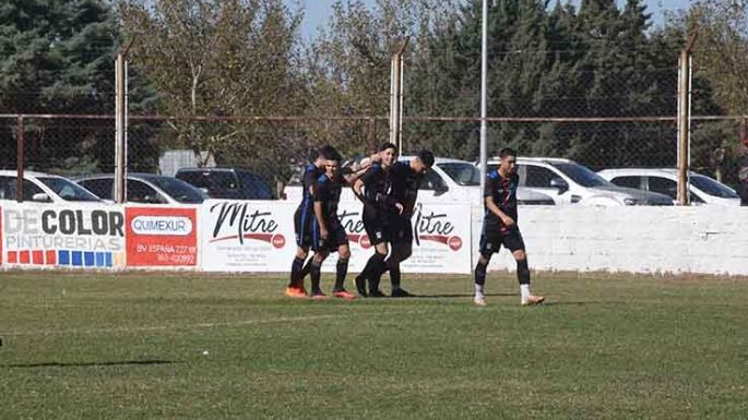 Universitario, por su efectividad