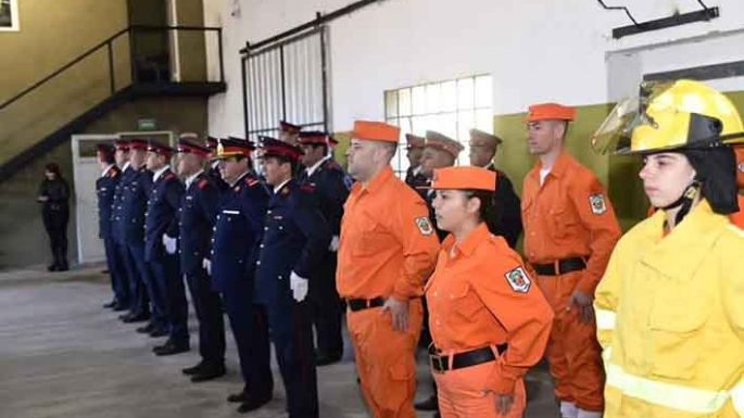 Bomberos celebraron su día