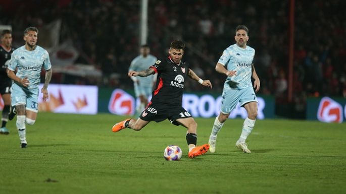 La Gloria comenzó ganando, pero Racing lo empató a poco del final